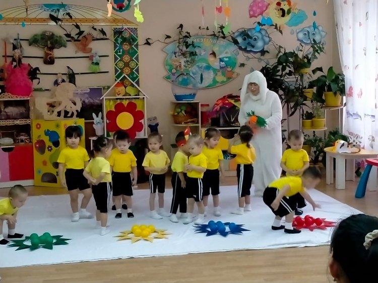 Таңертеңгілік жаттығу: "Көңілді аңдар" тәрбиеші Жарылкапова Г.А.